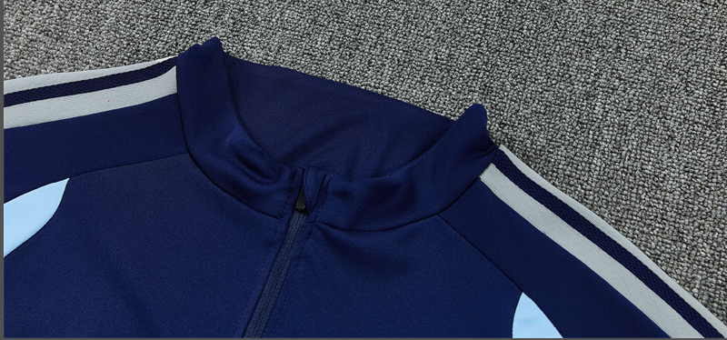 Ajax 26/27 - Tracksuit (Long Sleeves)