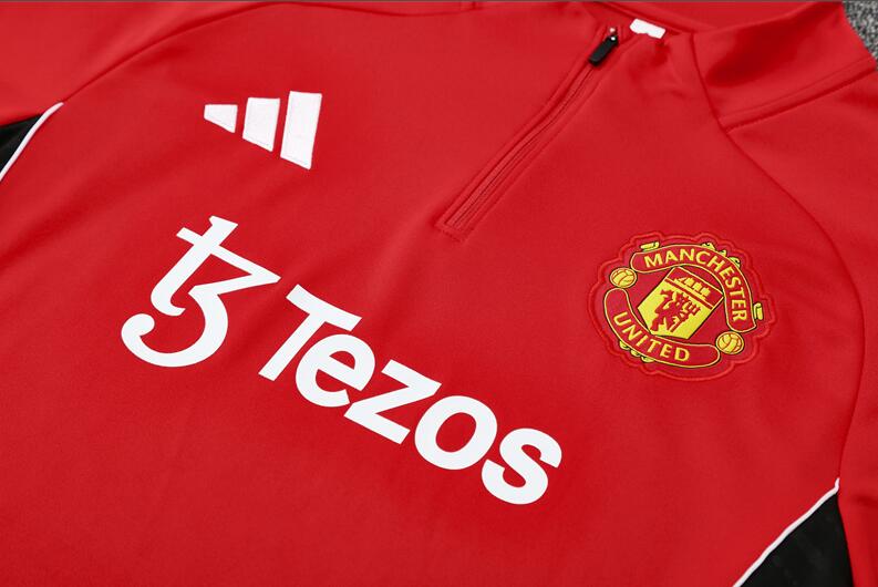 Manchester United 25/26 - Tracksuit (Half-Zip)