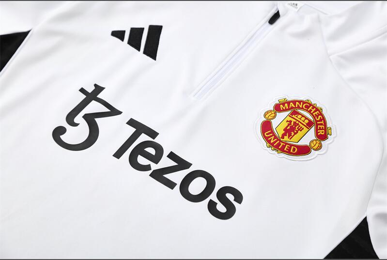 Manchester United 25/26 - Tracksuit (Half-Zip)