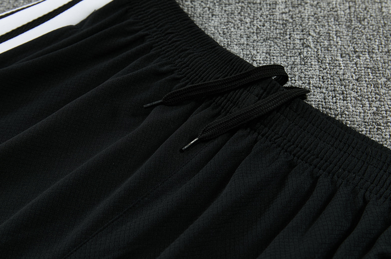 Liverpool 26/27 - Tracksuit