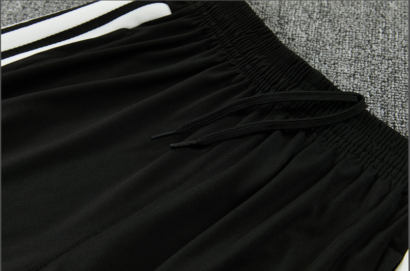 Liverpool 26/27 - Tracksuit