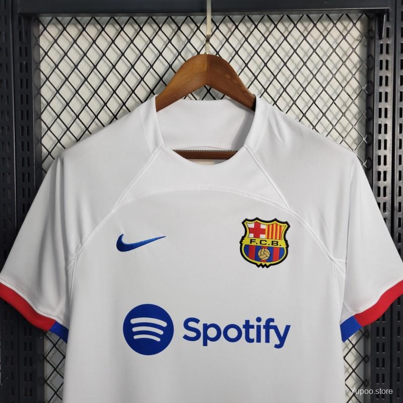 23/24 Barcelona Retro - Away Kit