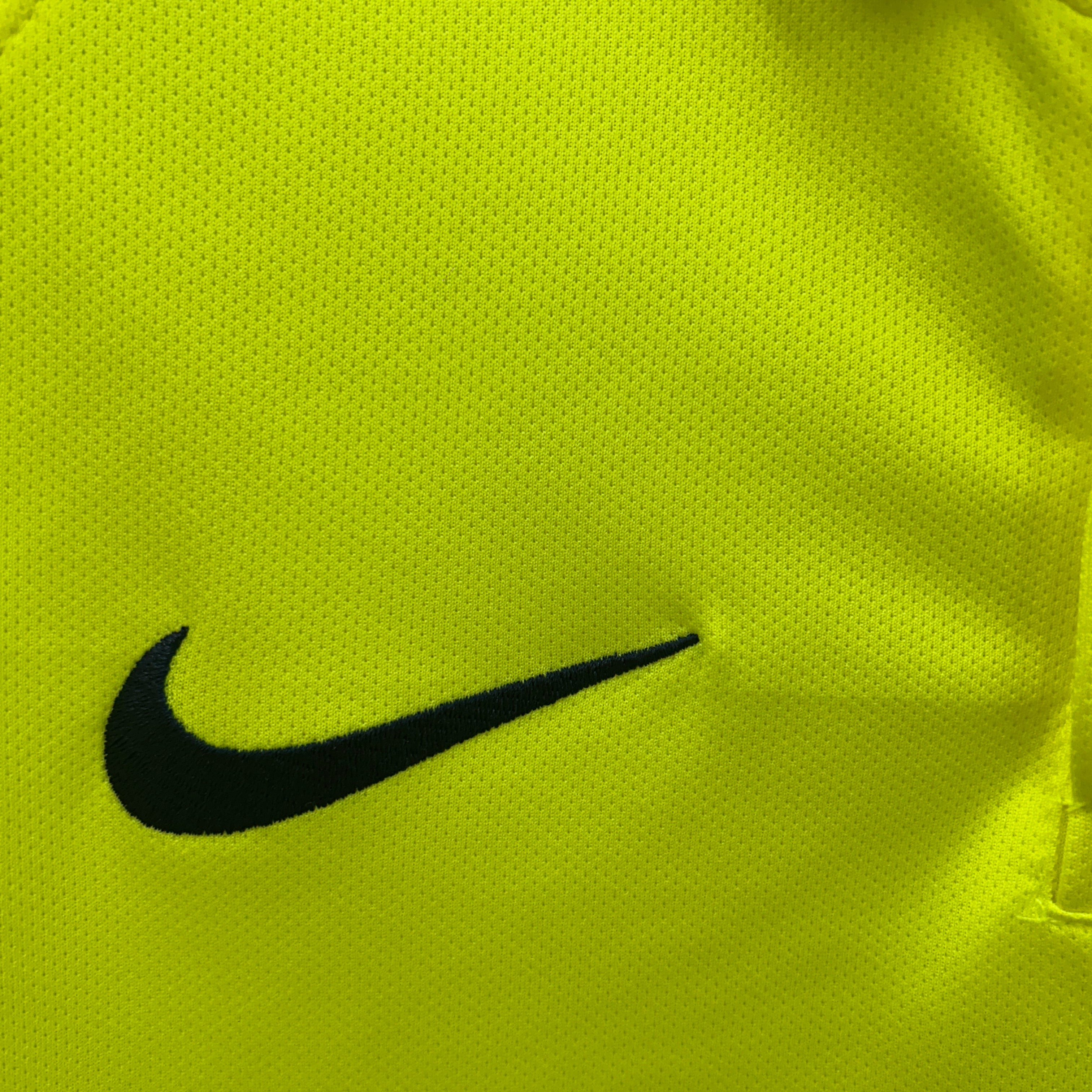 14/15 Barcelona Retro - Third Kit