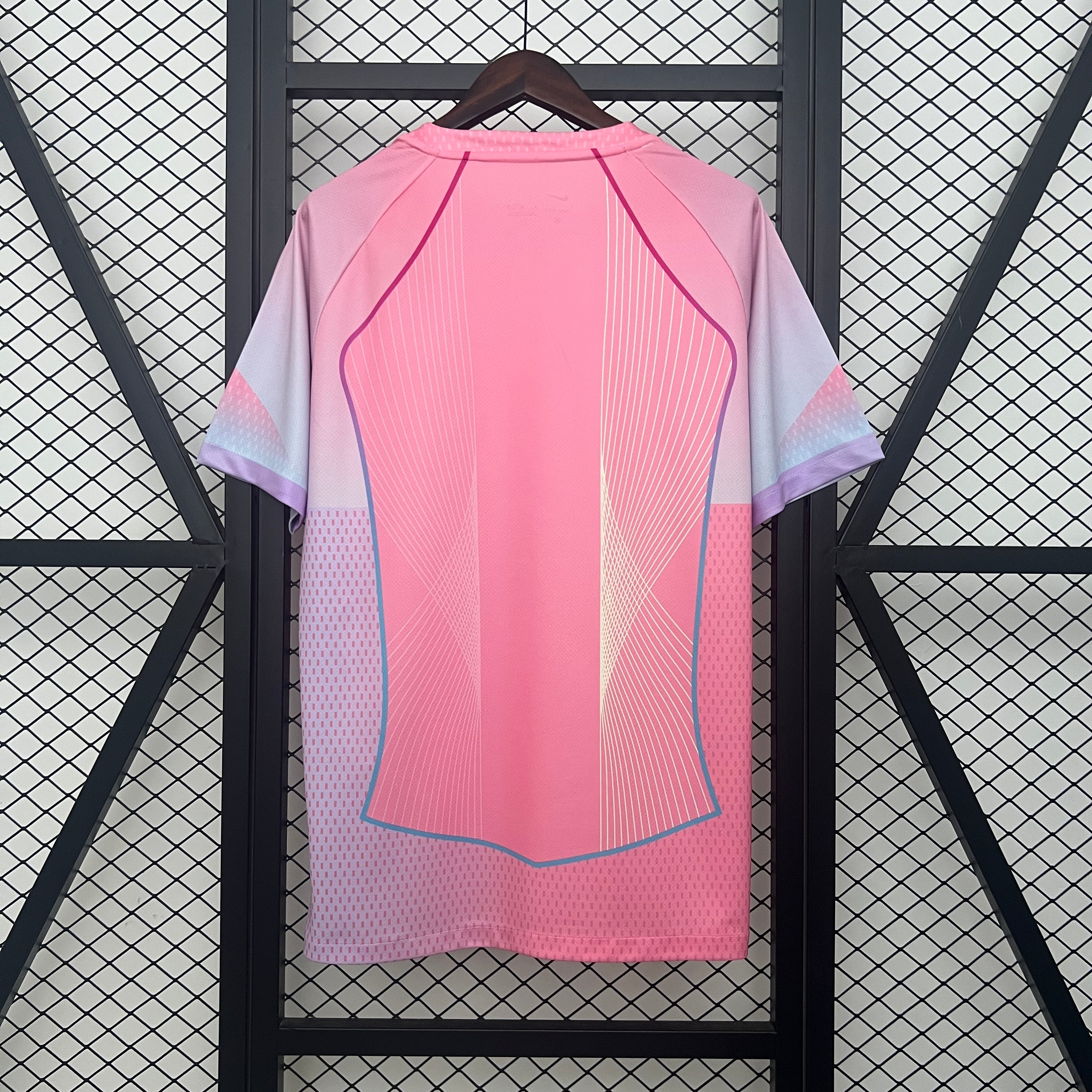25/26 Barcelona Pink - Concept Kit