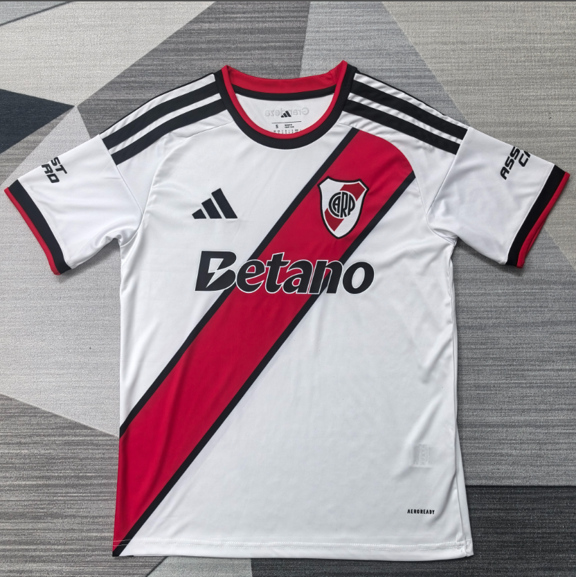 River Plate 26/27 - Home Kit (Fan)