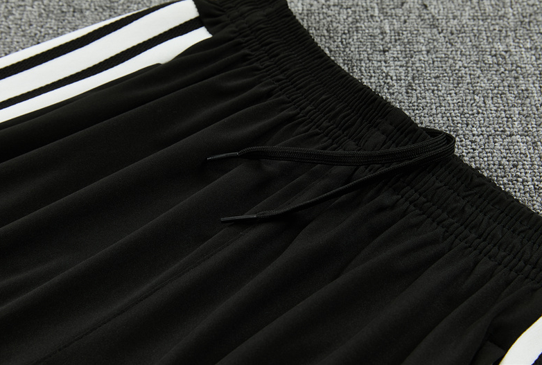 Liverpool 26/27 - Tracksuit (White)