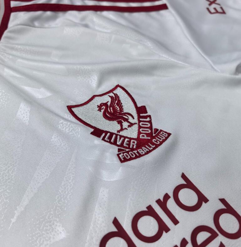 Liverpool 26/27 - Away Kit (Fan)