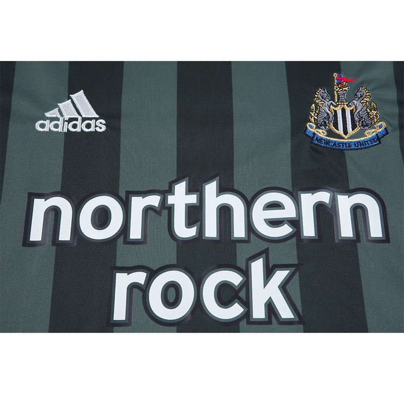 Newcastle United 2004-06 Retro - Away