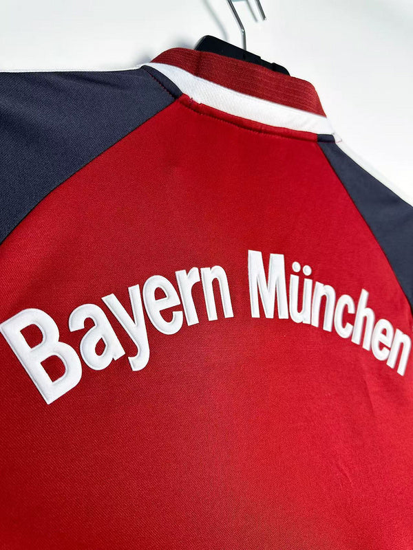 Bayern Munich 2001-02 Retro - Home