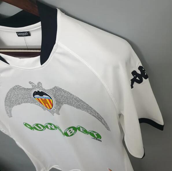 Valencia 2009-10 Retro - Home