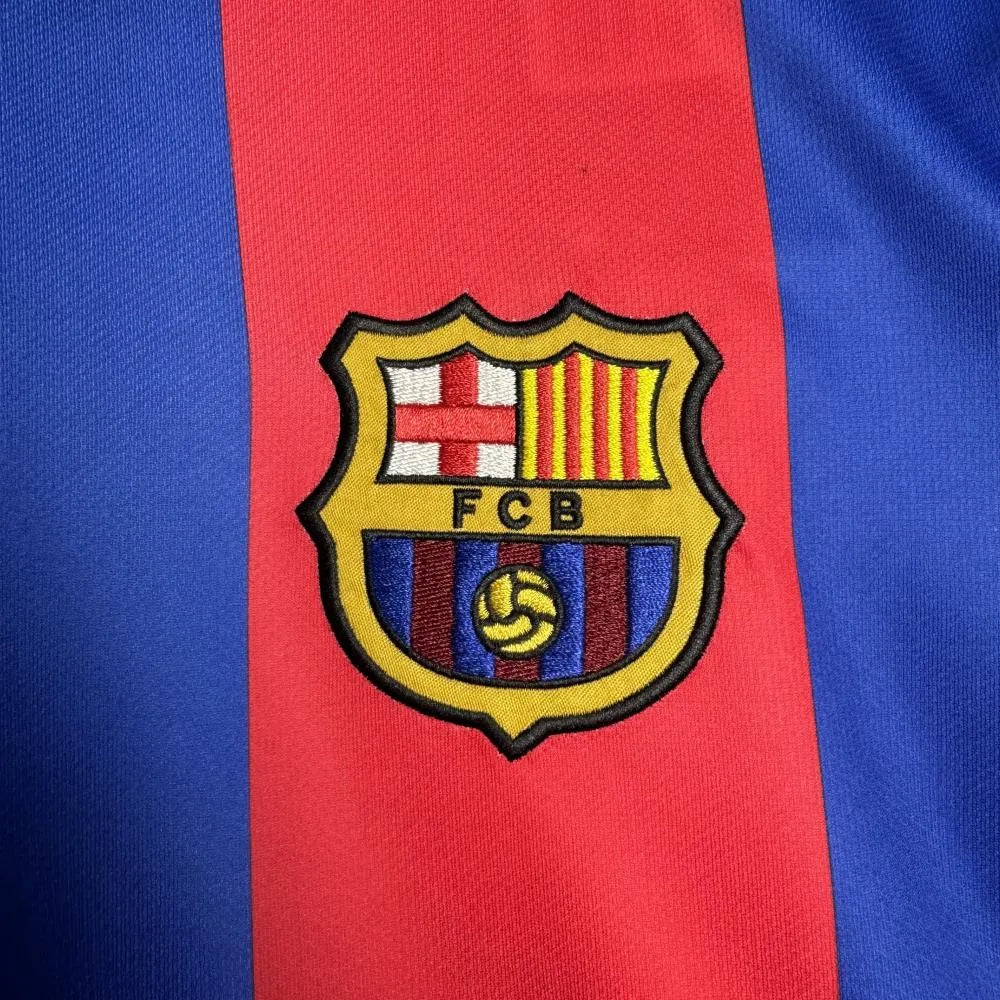 04/05 Barcelona Retro - Home Kit