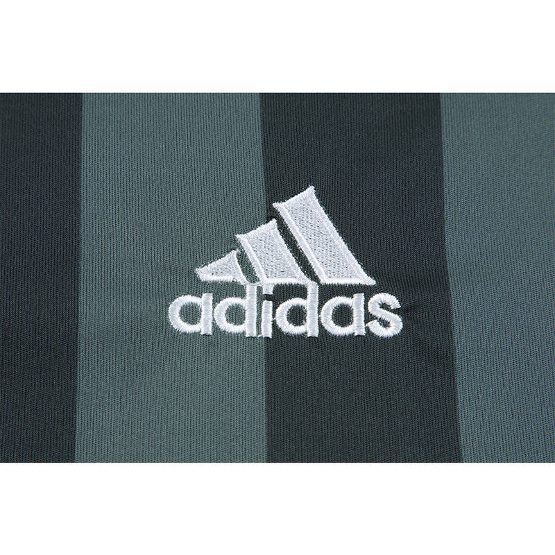 Newcastle United 2004-06 Retro - Away