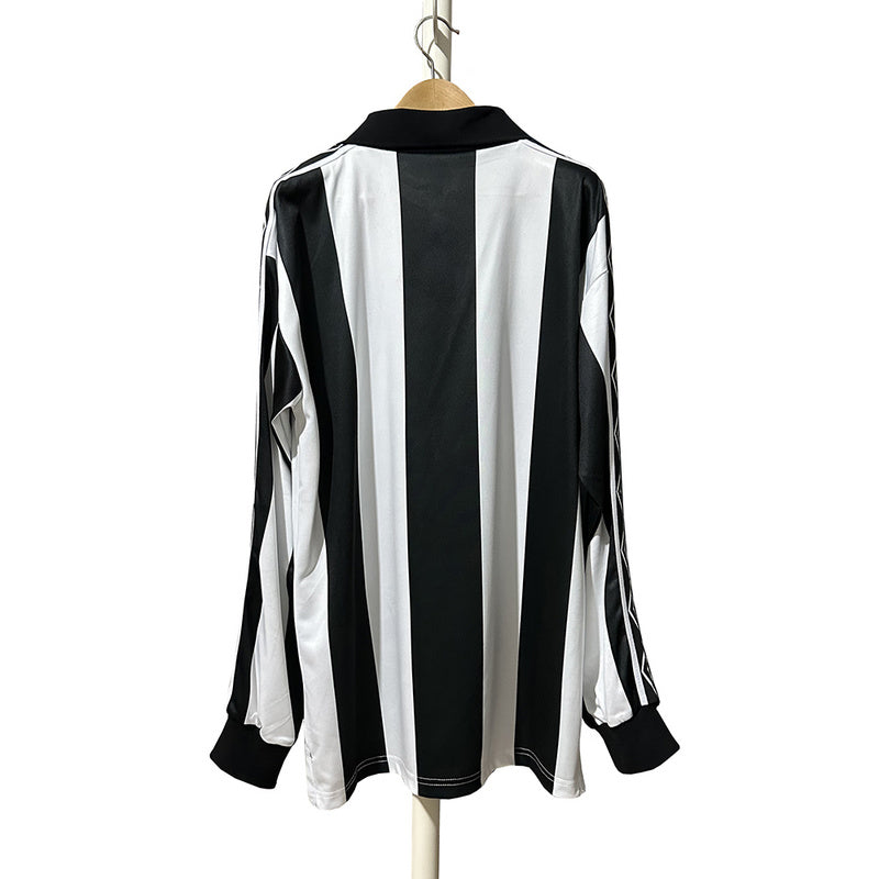 Newcastle United 1980-82 Retro - Home