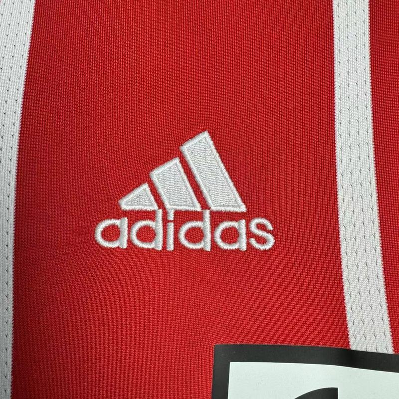 Bayern Munich 2017-18 Retro - Home