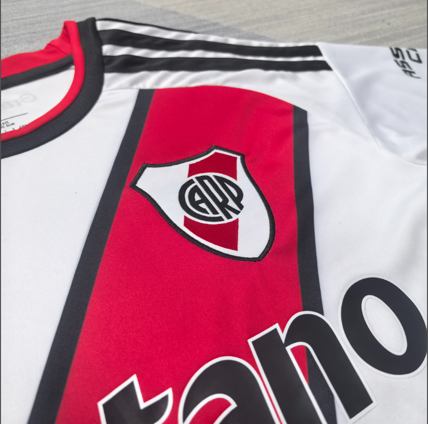 River Plate 26/27 - Home Kit (Fan)