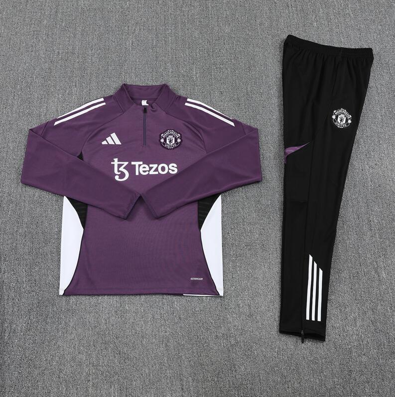 Manchester United 25/26 - Tracksuit (Half-Zip)