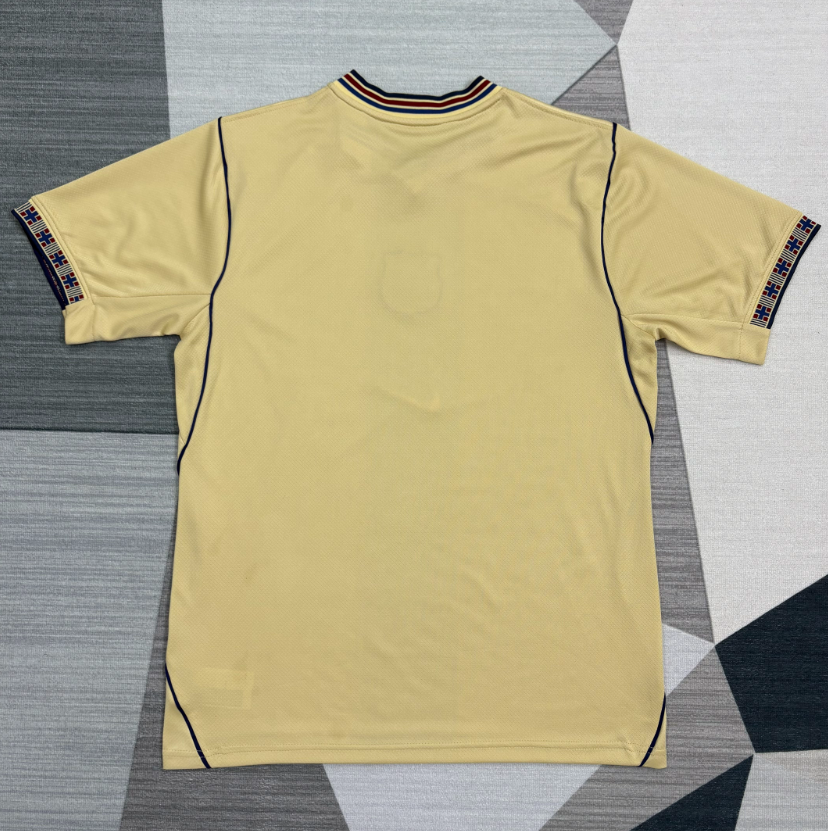 Barcelona 26/27 - Home Kit (Fan)