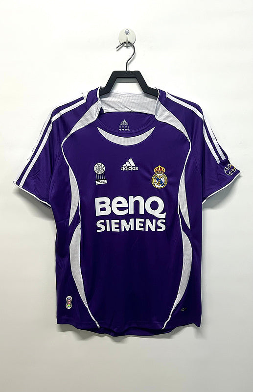 Real Madrid 2006-07 Retro - Away
