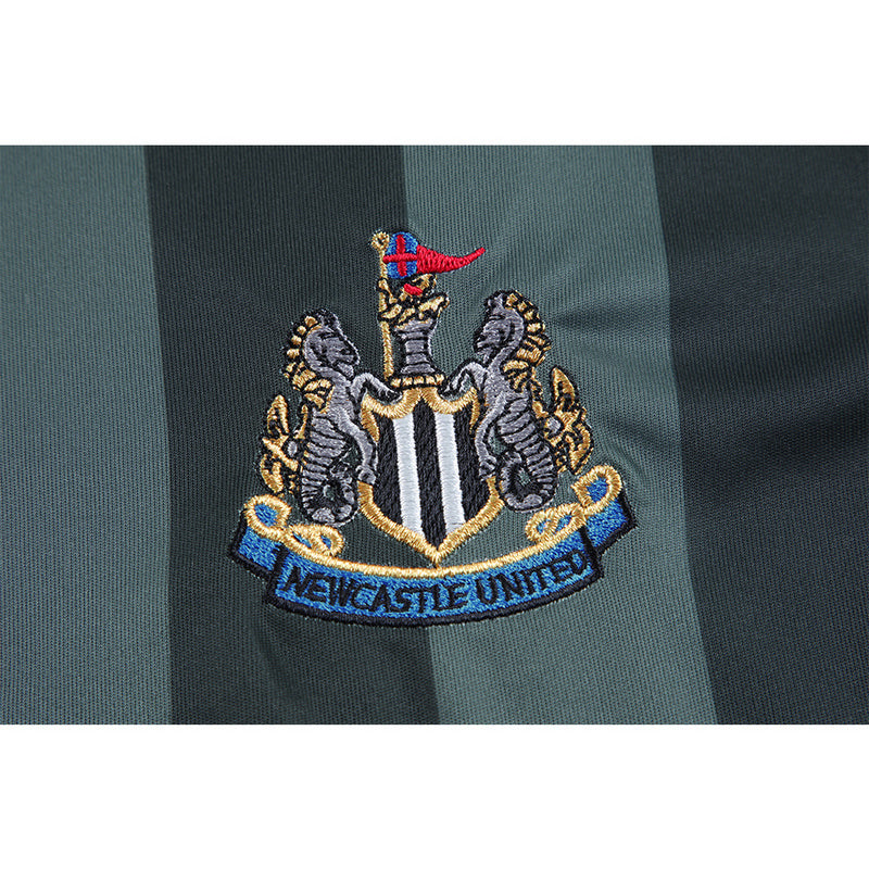 Newcastle United 2004-06 Retro - Away