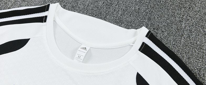 Juventus 26/27 - Tracksuit