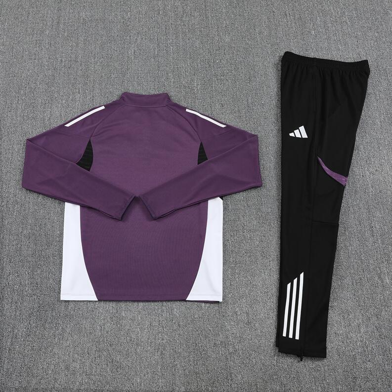 Manchester United 25/26 - Tracksuit (Half-Zip)