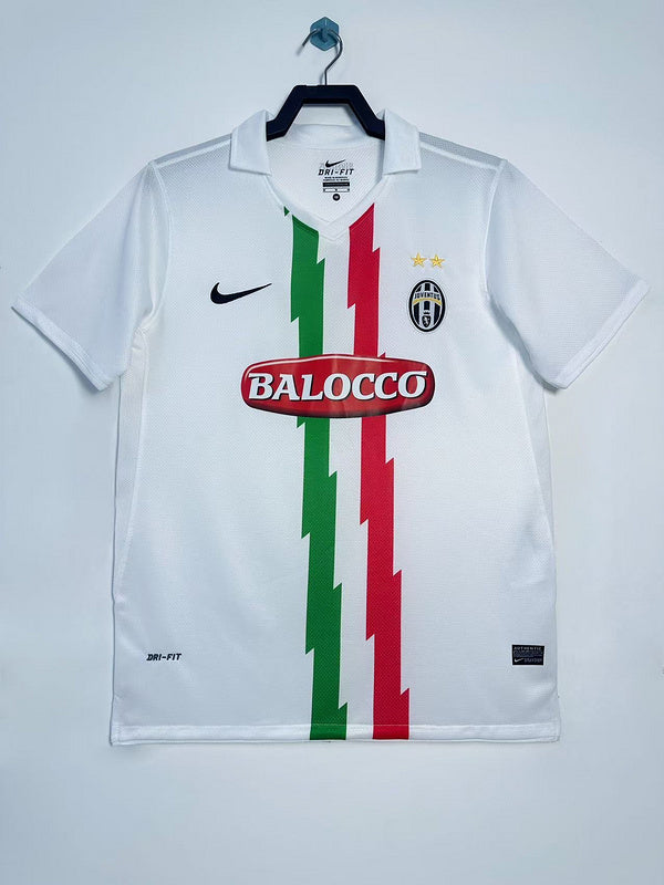 Juventus 2010-11 Retro - Away