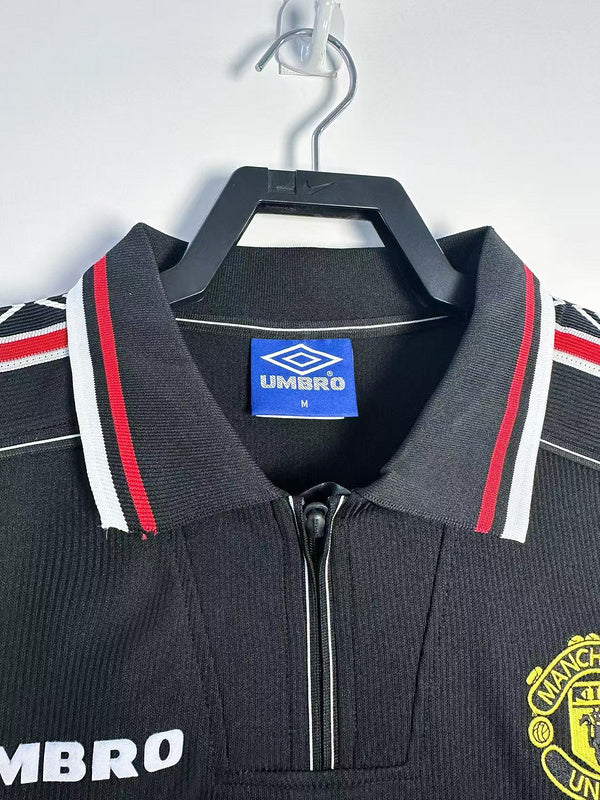 Manchester United 1998 Retro - Away (Black, Long Sleeves)