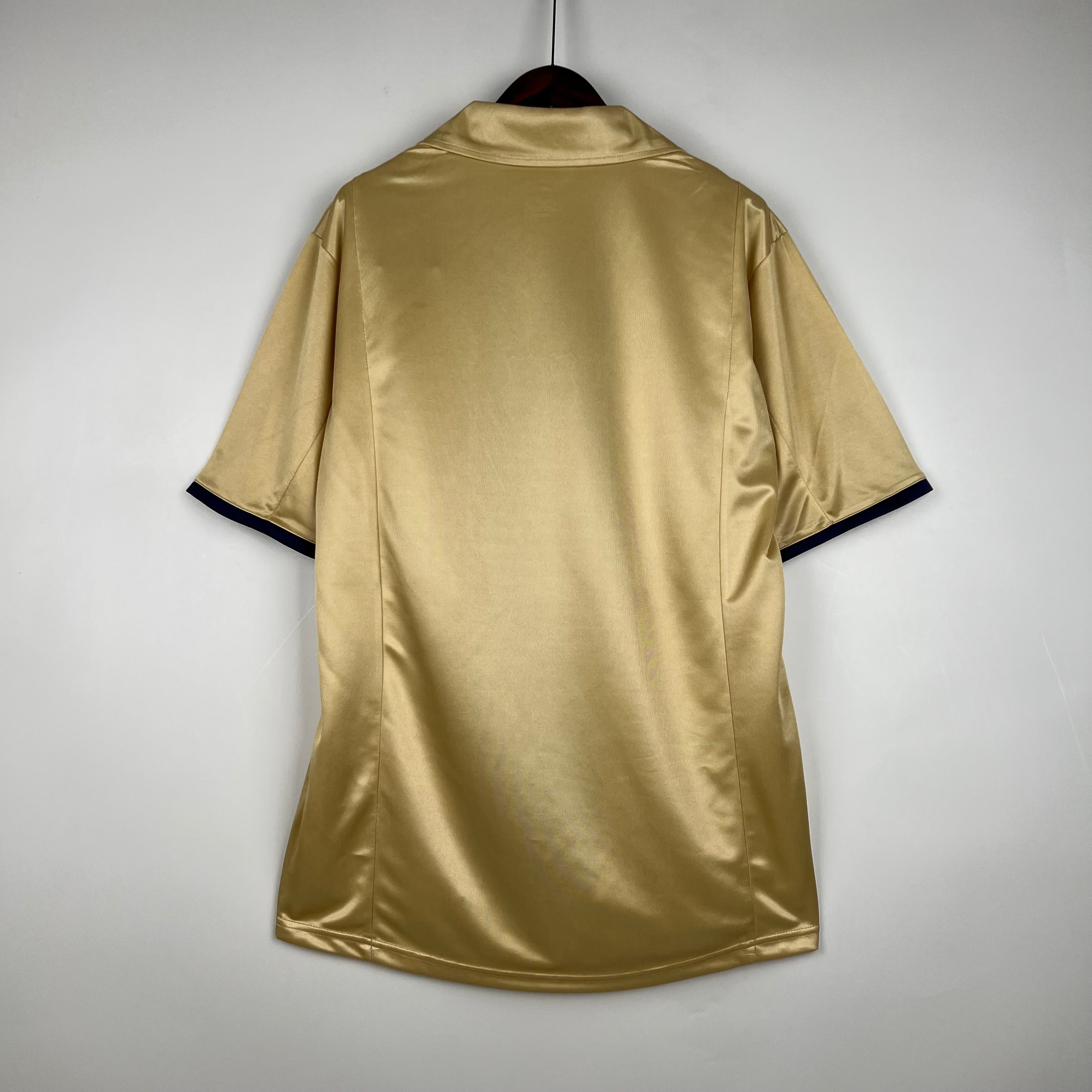 02/03 Barcelone Rétro - Troisième Maillot