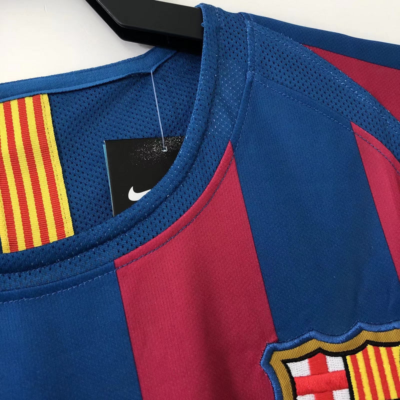 Barcelona 2005-06 Retro - Home