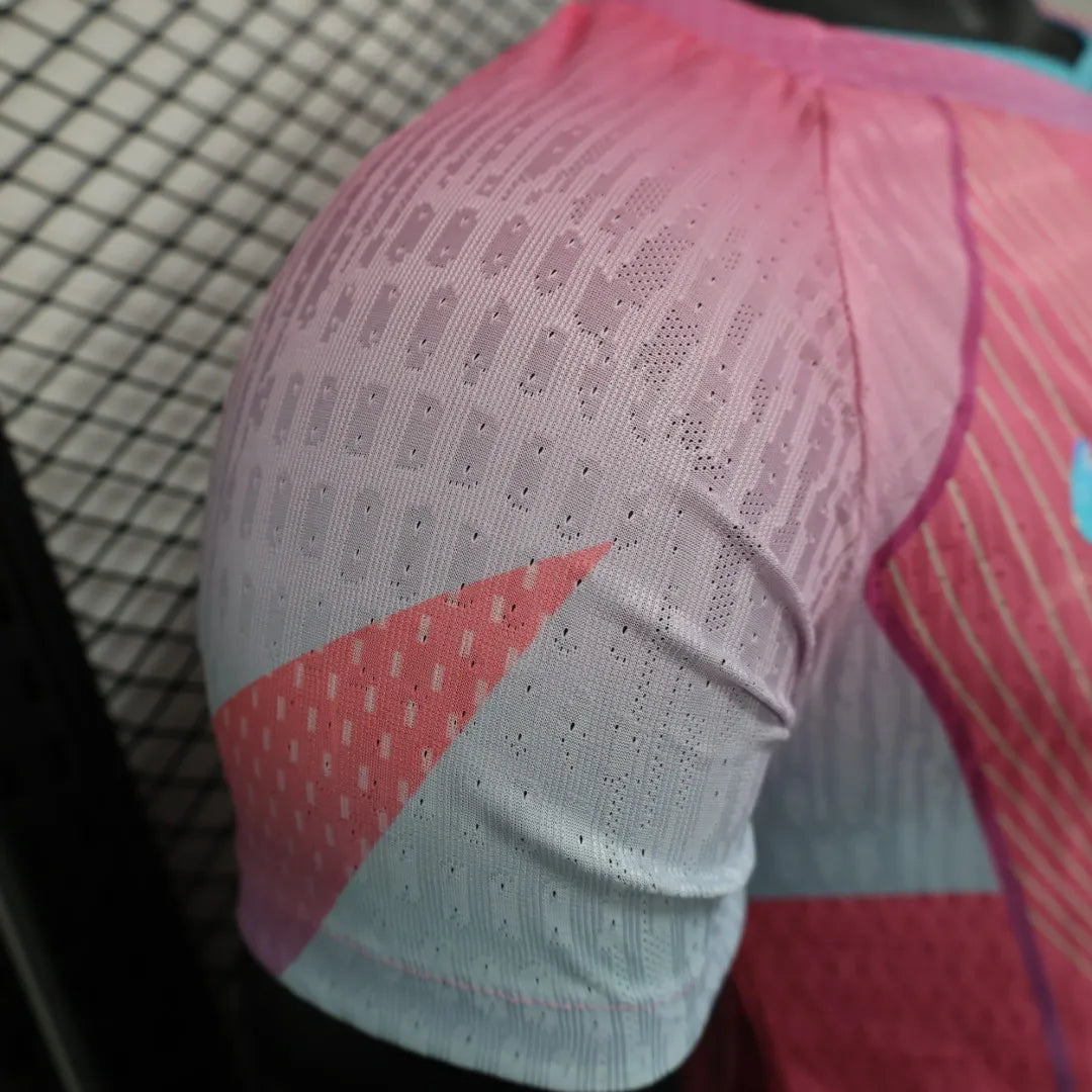 Édition Joueur Rose Barcelone 25/26 - Kit Concept