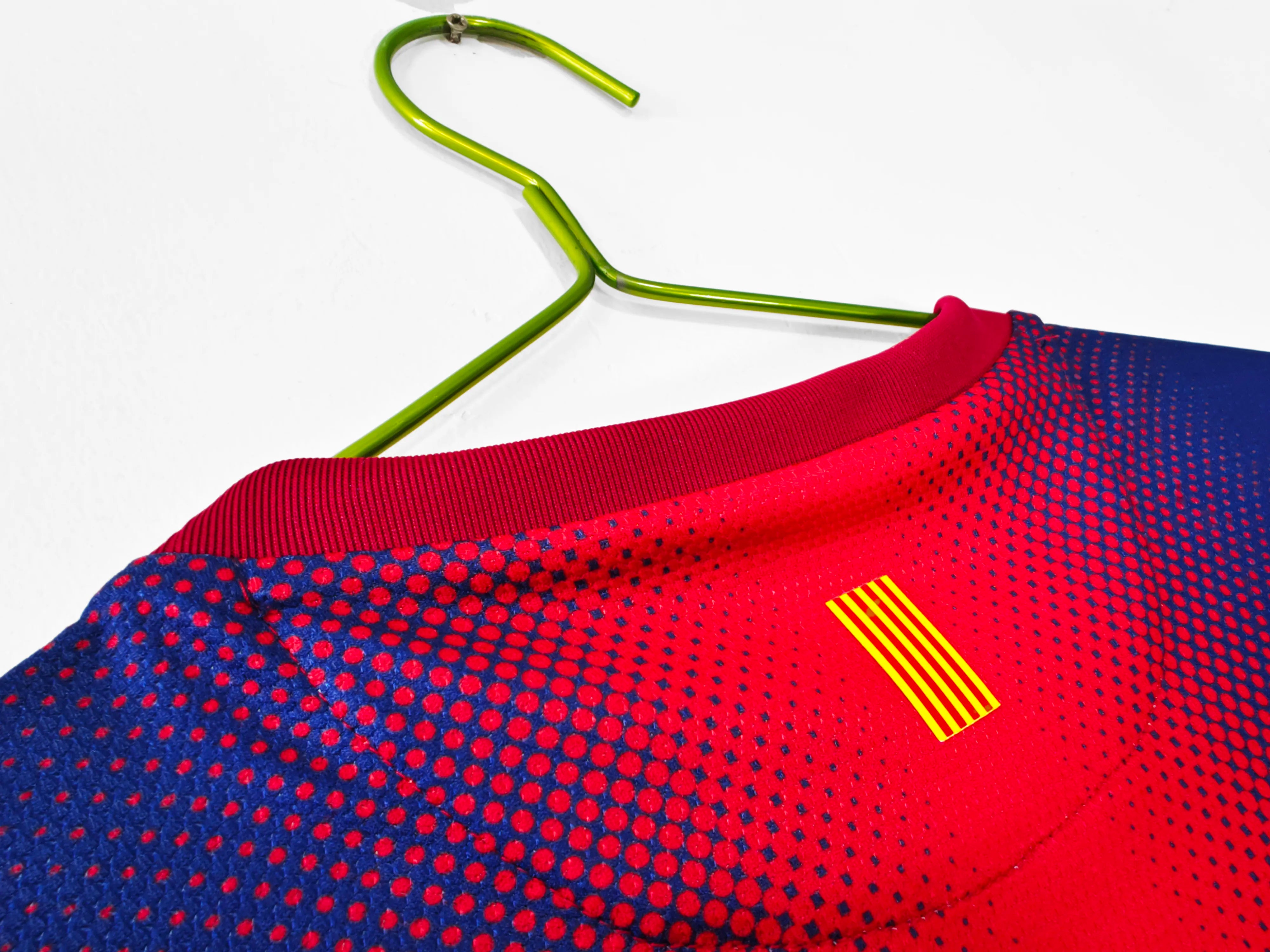 12/13 Barcelona Retro - Home Kit