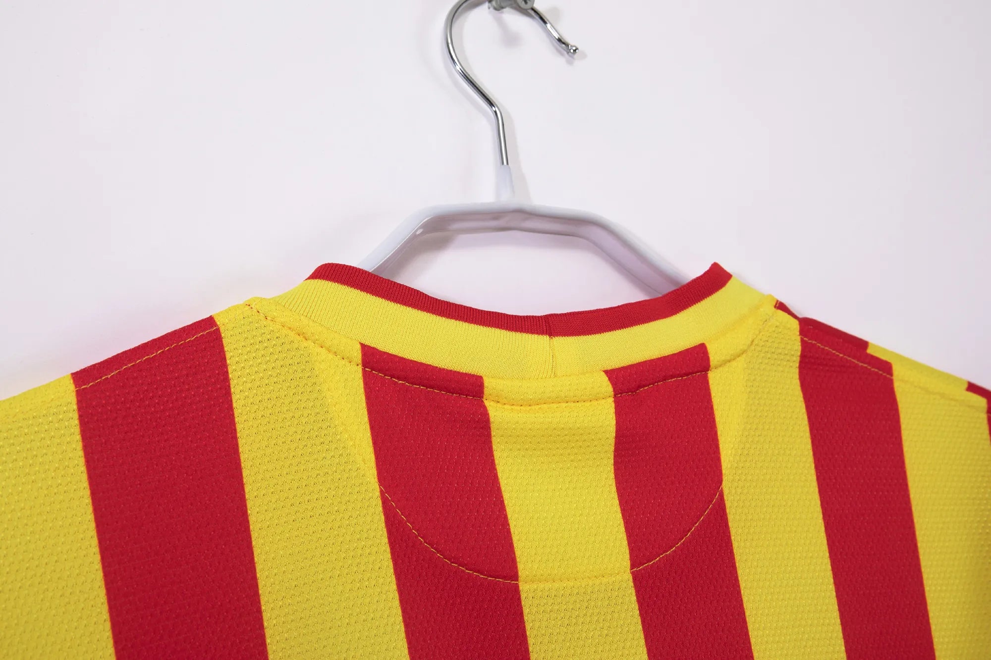 13/14 Barcelona Retro - Away Kit