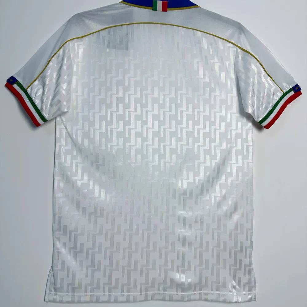 1996 Italy Retro - Away Kit