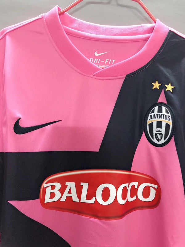 Juventus 2011-12 Retro - Away