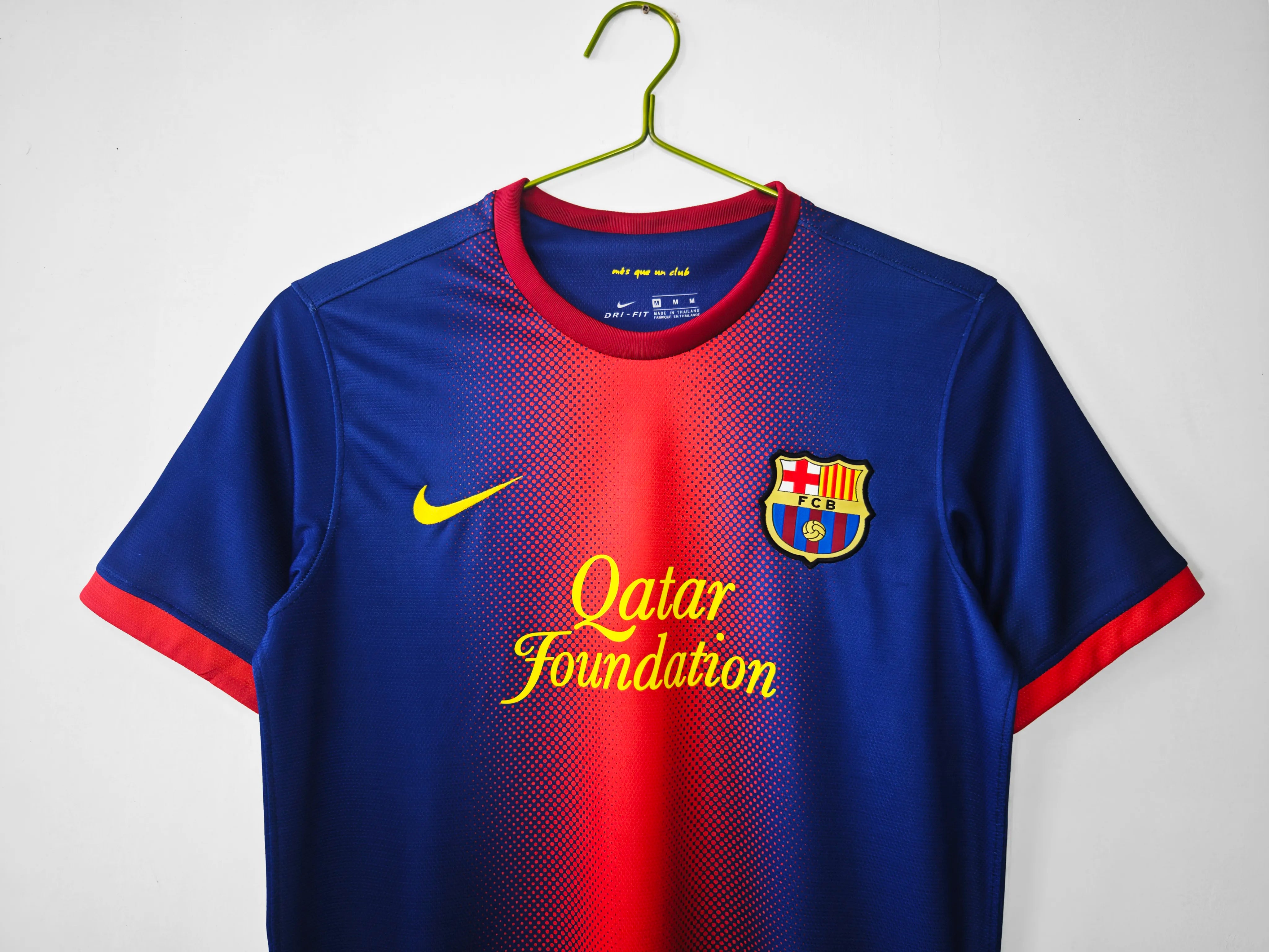 12/13 Barcelona Retro - Home Kit