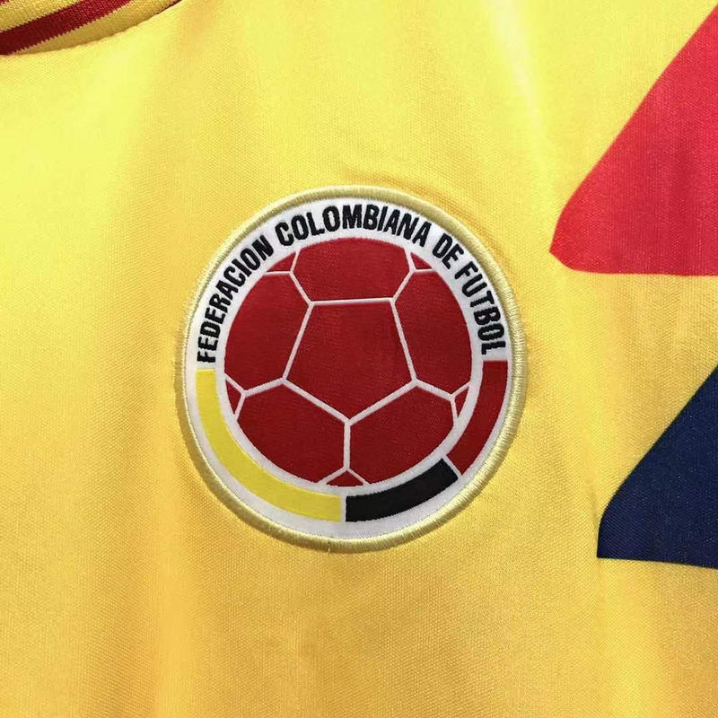Colombia 1990 Retro - Home