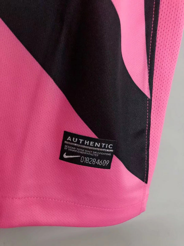 Juventus 2011-12 Retro - Away