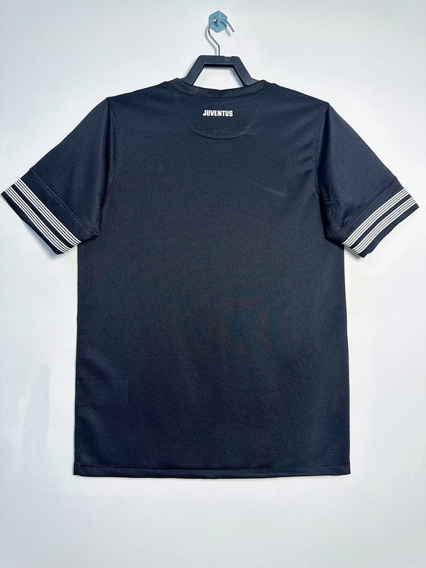 Juventus 2012-13 Retro - Away