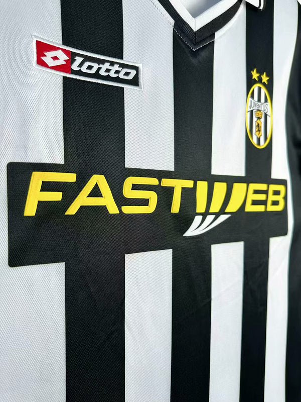 Juventus 2001-02 Retro - Home