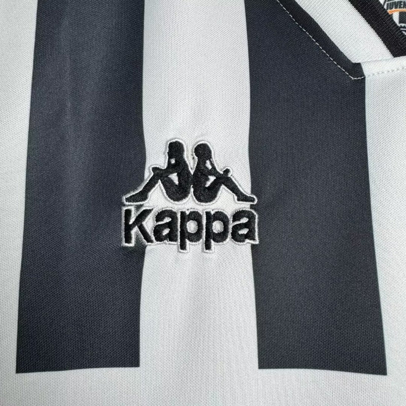 Juventus 1995-96 Retro - Home