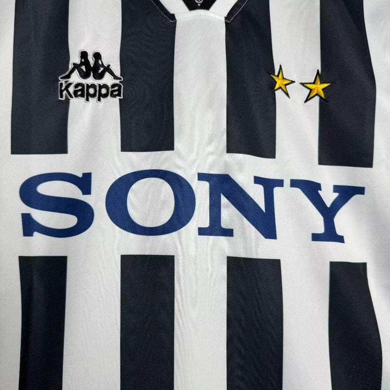 Juventus 1995-96 Retro - Home