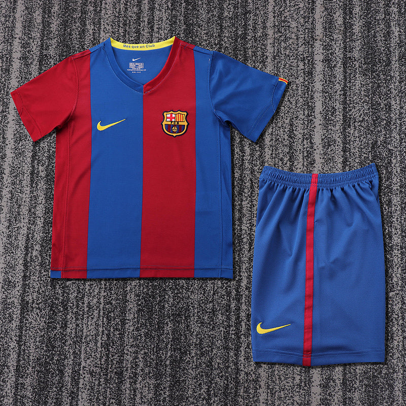 Barcelona 2006-07 Retro - Home Kids Kit