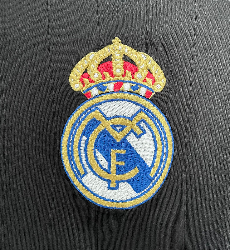 Real Madrid 2006-07 Retro - Third (Black, Long Sleeves)