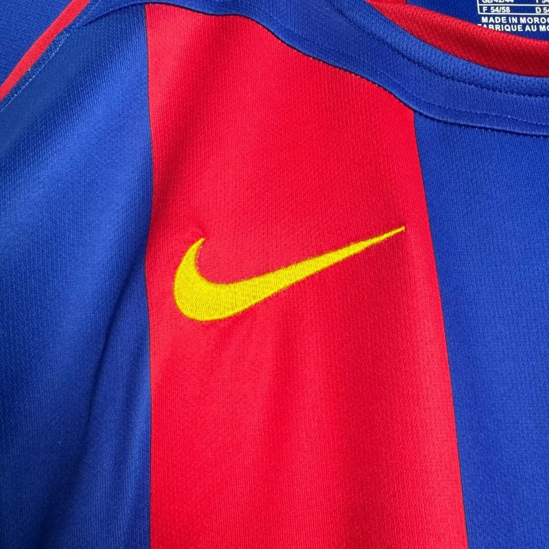 Barcelona 2004-05 Retro - Home