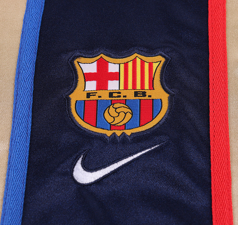 Barcelona 2001-02 Retro - Away Kids Kit