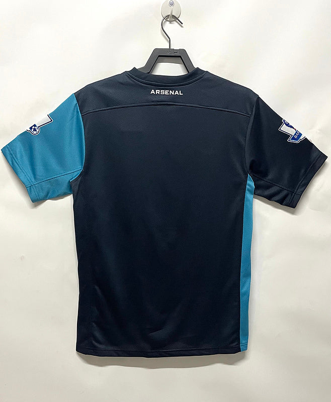 Arsenal 2011-12 Retro - Away