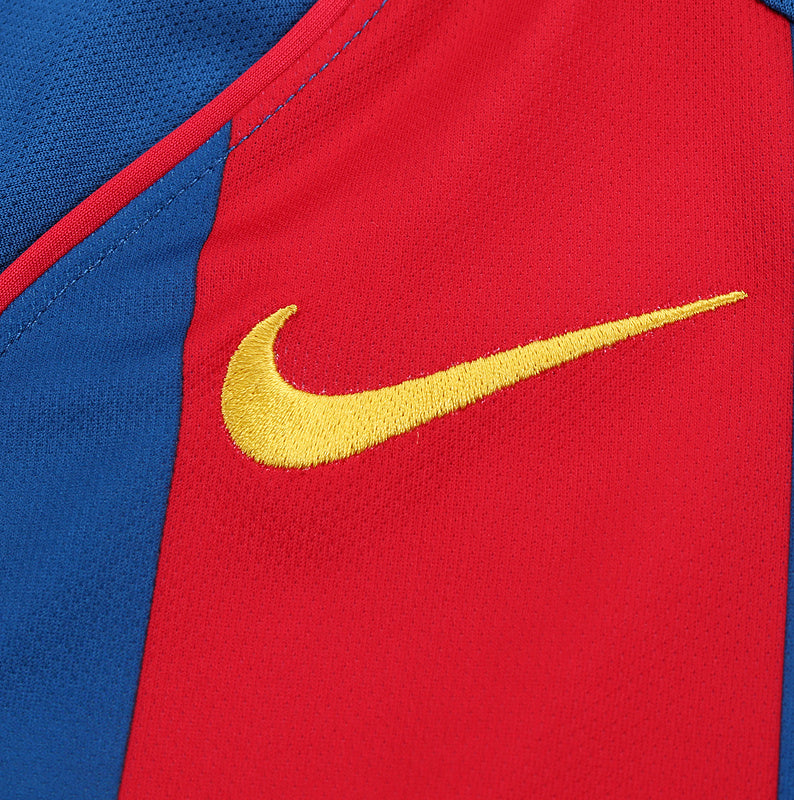 Barcelona 2004-05 Retro - Home Kids Kit