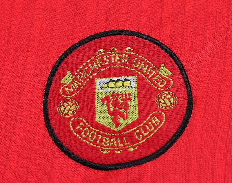 Manchester United 1996-97 Retro - Home Kids Kit