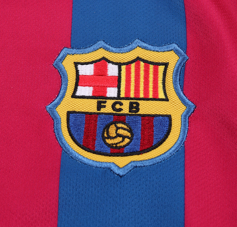 Barcelona 2005-06 Retro - Home Kids Kit