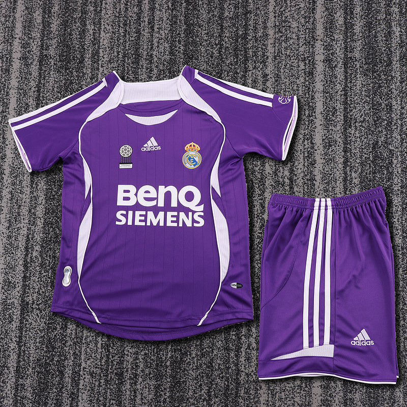 Real Madrid 2006-07 Retro - Away Kids Kit